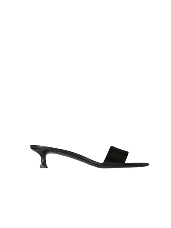 Black Cotton Kitten Pump