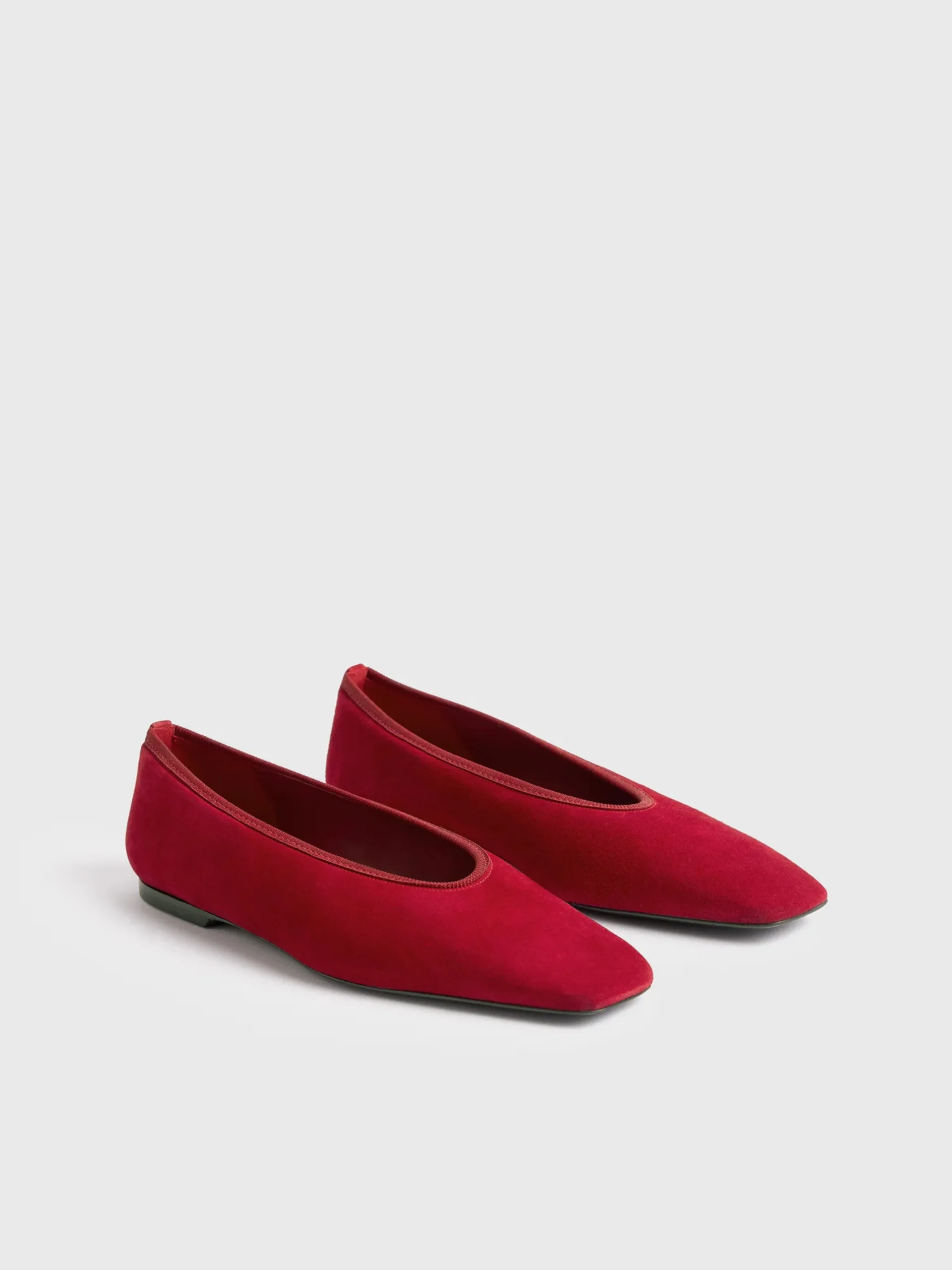 Minimalist Scarlet Ballerinas - Image 3