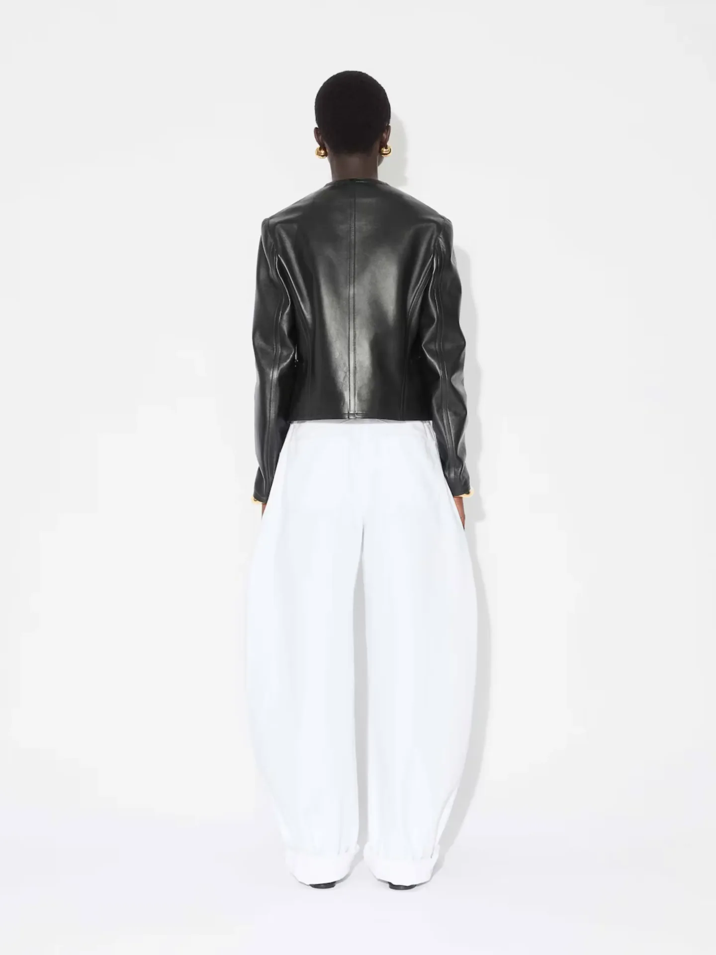 Low Waist Round Jeans - Image 4