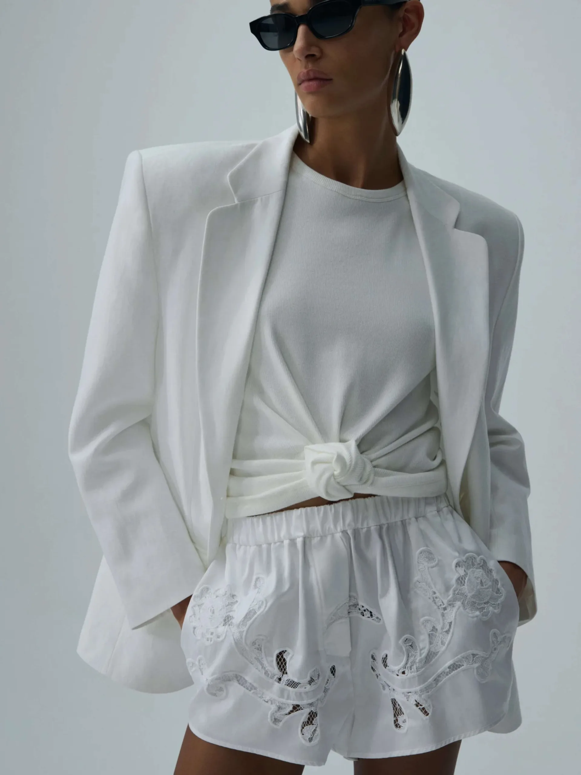 Knotted Ribbed Tank Top - Image 3