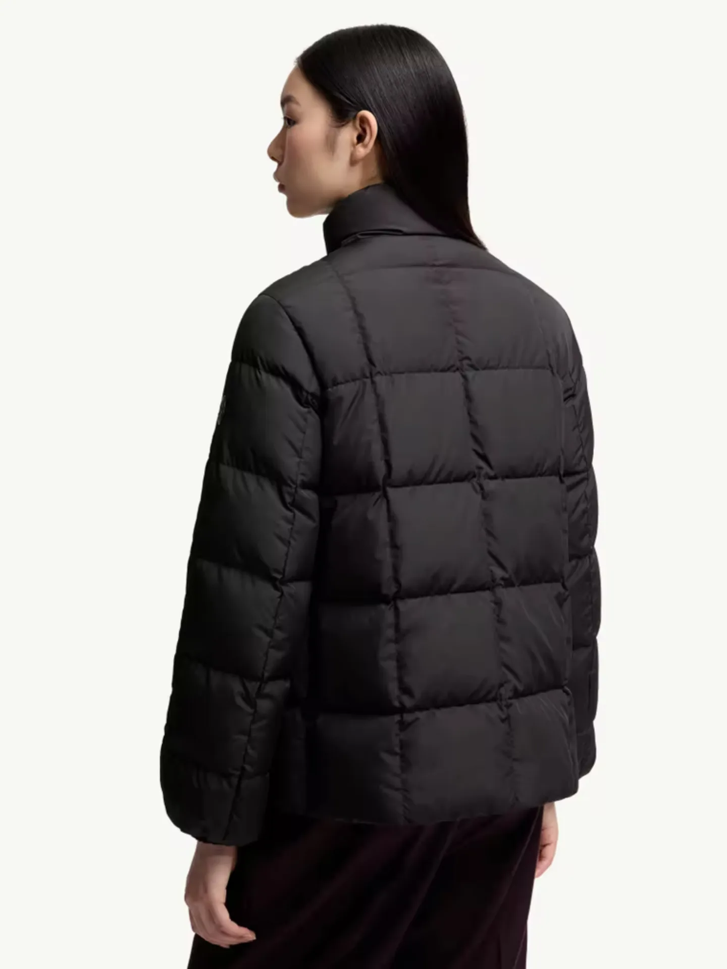 Cochevinne Short Down Jacket - Image 4