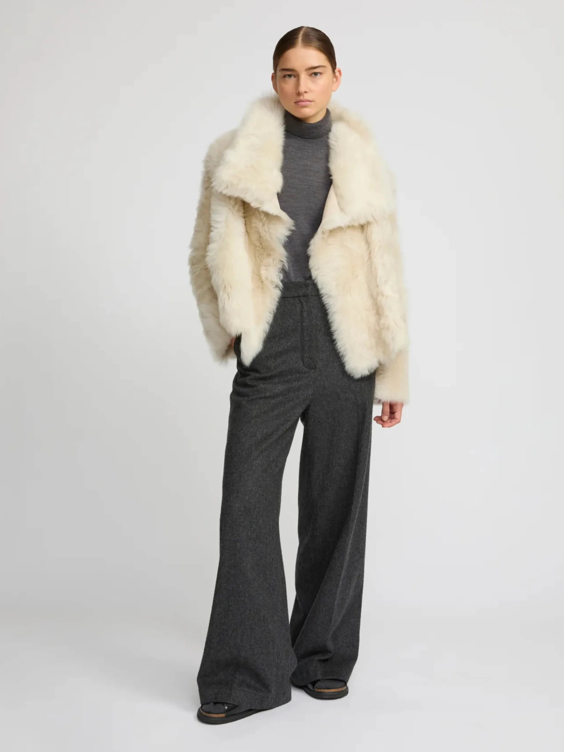 Cropped Shearling Jacket - Image 3