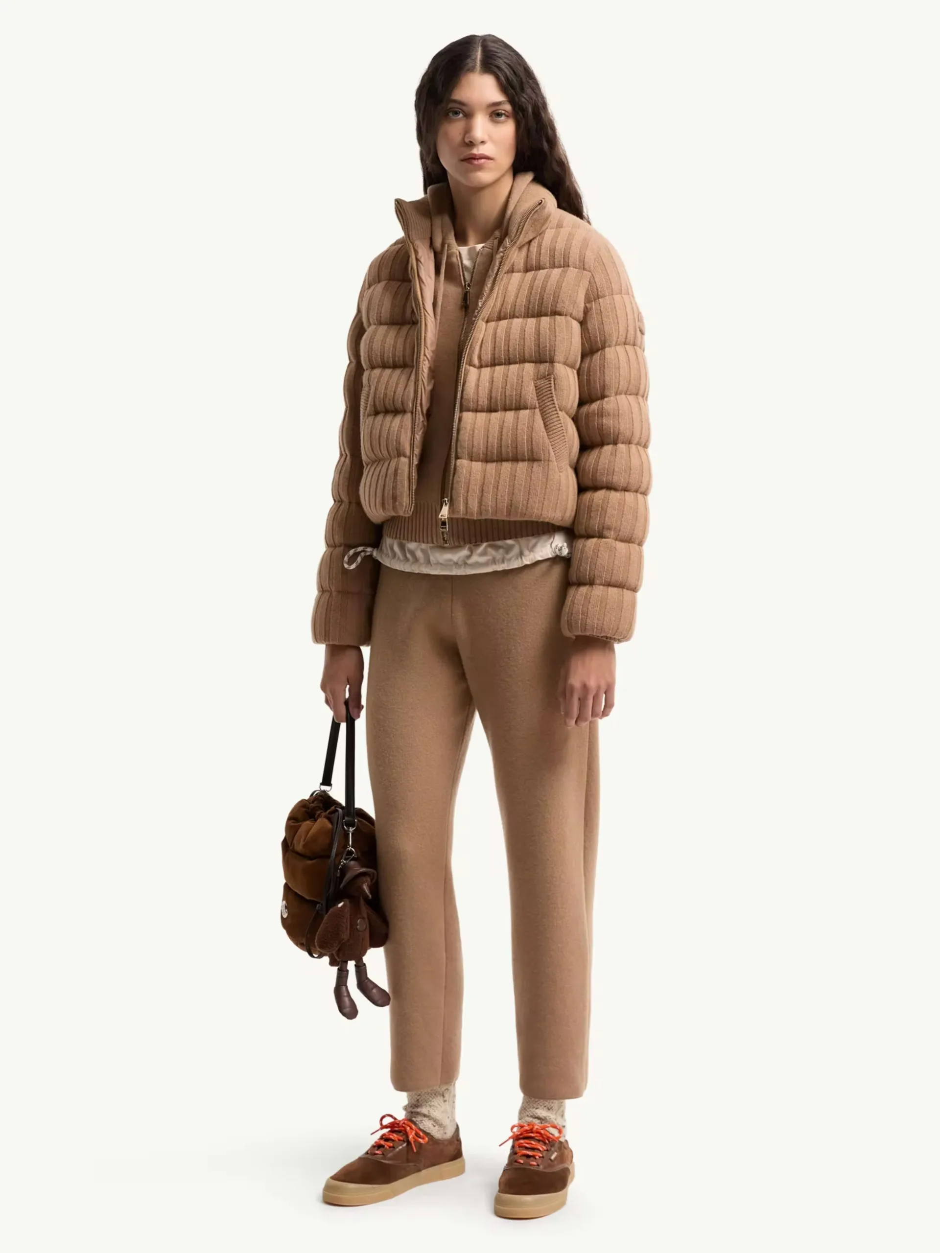 Cropped Jogging Pants - Image 2